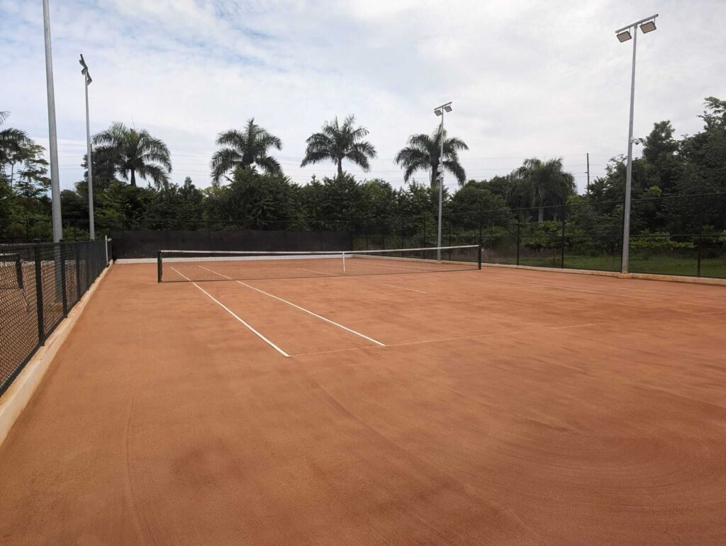 Hilton La Romana resort also offers newly built sports courts, including two clay tennis courts.